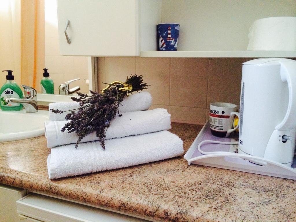 Guest House Zaninovic Hvar Town Camera foto